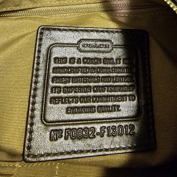 Coach Authentic Brown and Tan Signature Handbag with Adjustable Strap EUC - Picture 3 of 10